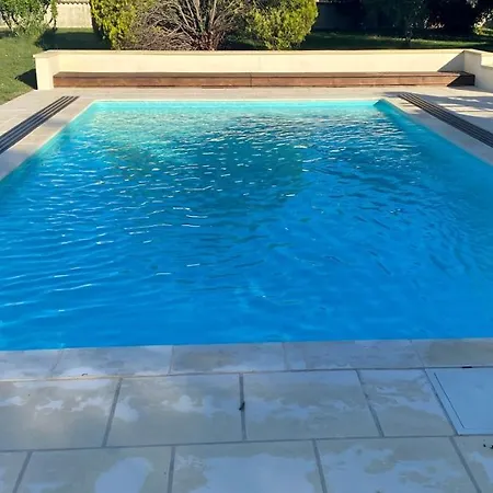 Villa Belle Au Calme Avec Piscine Couverte *